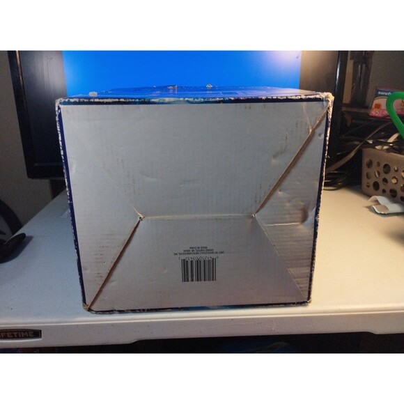 Acoustix 502R 5" Portable Black & White TV w/ AM/FM Radio - New In Box - Picture 6 of 8